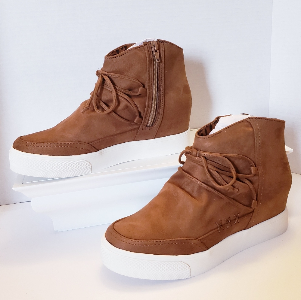 ❤️FINAL💲NEW! Very G brown suede sneaker shoe SIZE 8.5🤍